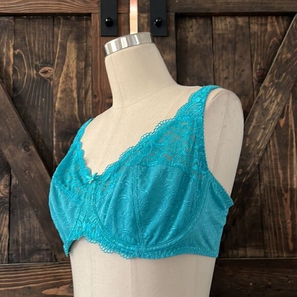 🌟 Barely breezies embroidered microfiber bra style A72247 turquoise Sz- 38D - Picture 2 of 9
